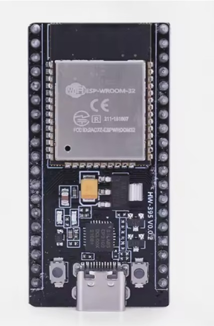 לוח פיתוח ESP32 Wroom עם 38 פינים