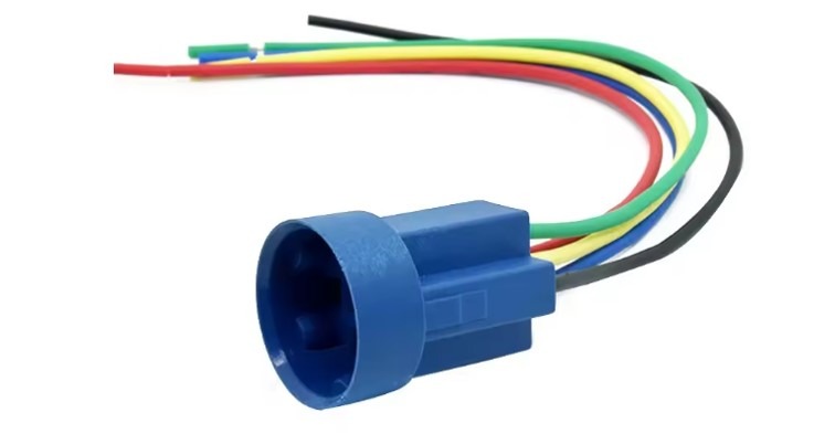 מחבר למתג מתכת 16 מ"מ עם תאורת RGB 5 חוטים