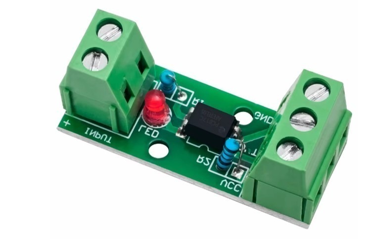 מודול ערוץ אחד מבודד אופטי 817 ל- 24V