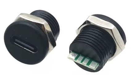 מחבר TYPE C פאנל עגול  להלחמה